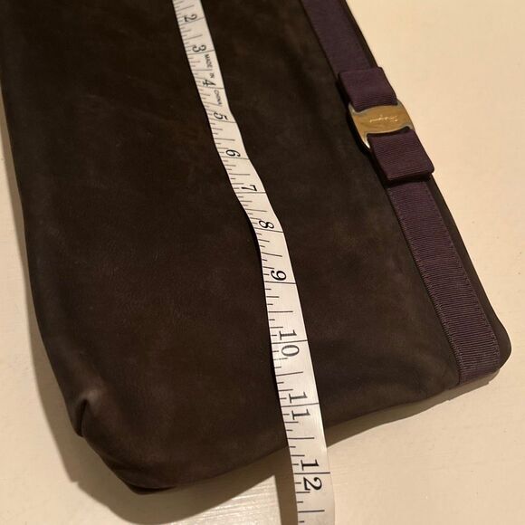 Salvatore Ferragamo Vera Bow Suede Convertible Crossbody Bag Purse Brown Purple - Picture 11 of 13